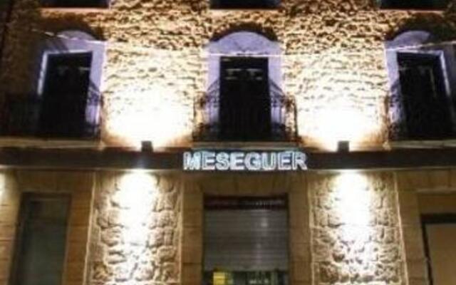 Aparthotel Meseguer