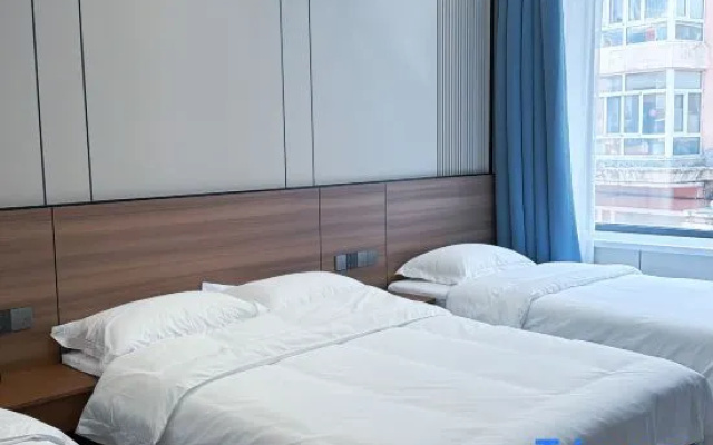 Qi He Smart Homestay — hotel in Yichun