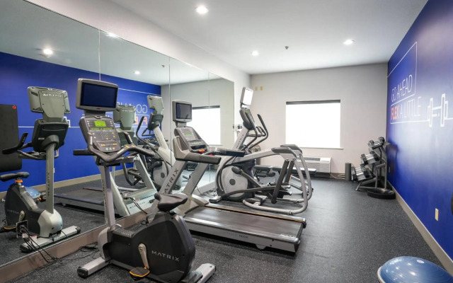Holiday Inn Express & Suites Dallas Southwest-Cedar Hill by IHG