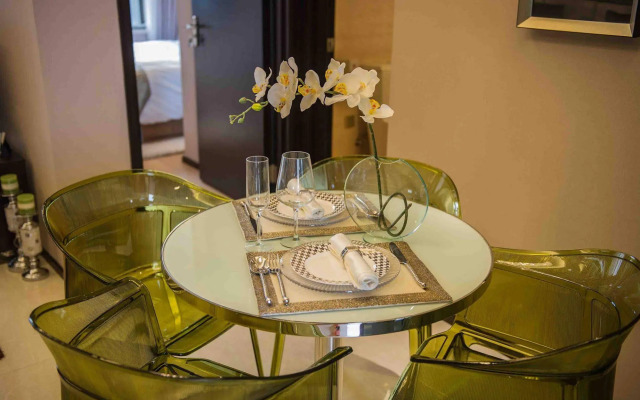 CRES & Asia Residence @ Xuhui Bund