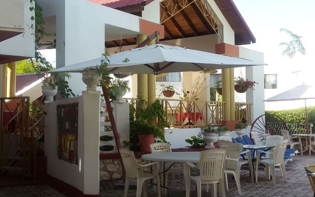 Habitation Hatt Hotel