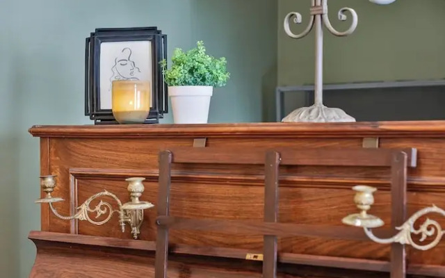 Charming Getaway in the Historical City Center