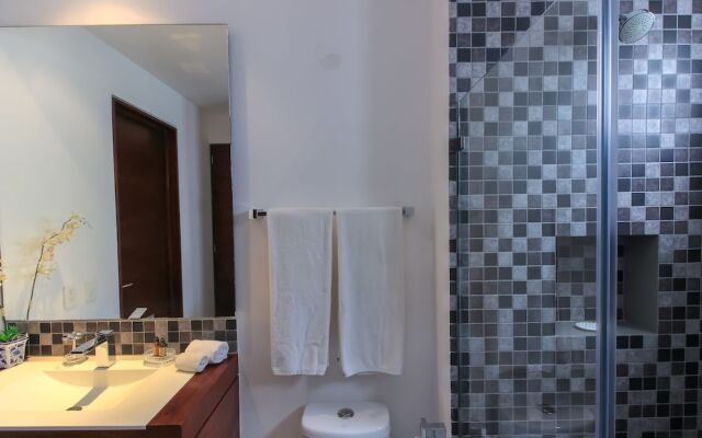 Exclusive Loft with Golf Course View & Pool facilities