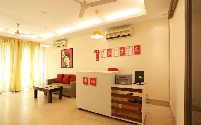 OYO Flagship 5265 Hauz Khas Metro