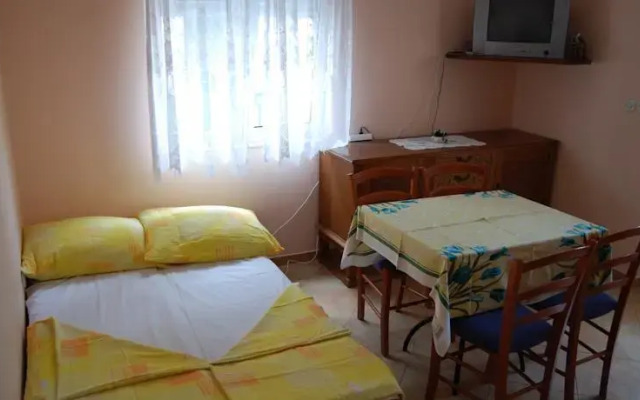 Apartments Ivana Promajna