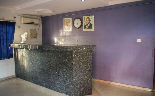 Qosmic Residence