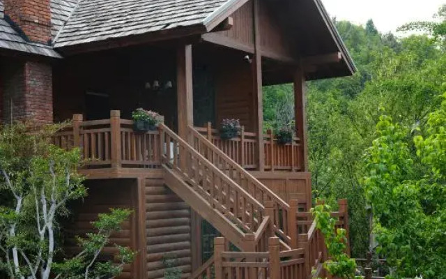 Buer Muju Hotel