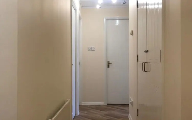 McDonald Road Apartment