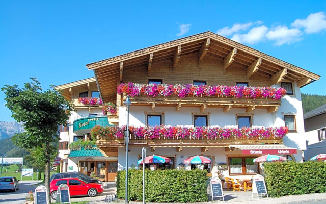 Hotel Edelweiss