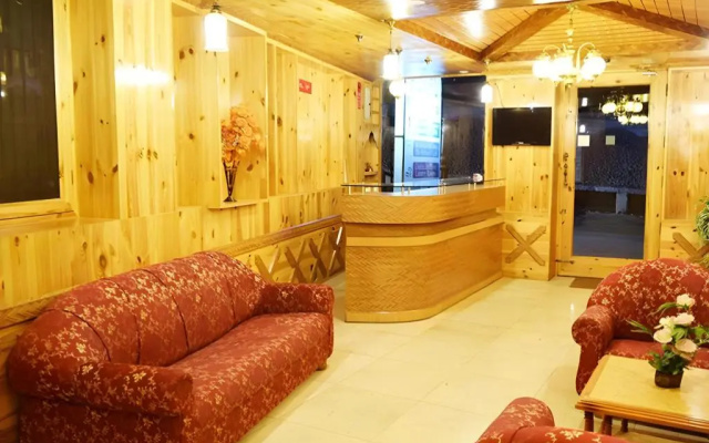 Hotel Manali Mahal – Lobby – Manali