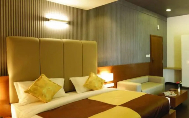 Vinaya Royal Inn