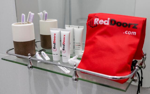 RedDoorz near Mall SKA Pekanbaru