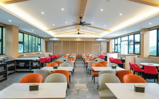 Venus Royale Hotel