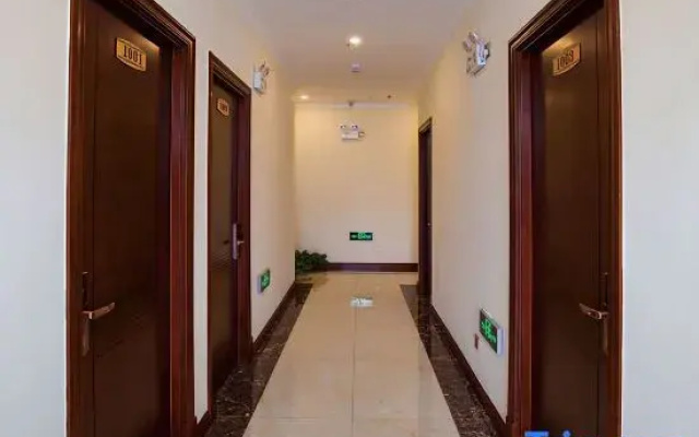 Jinhe Hotel