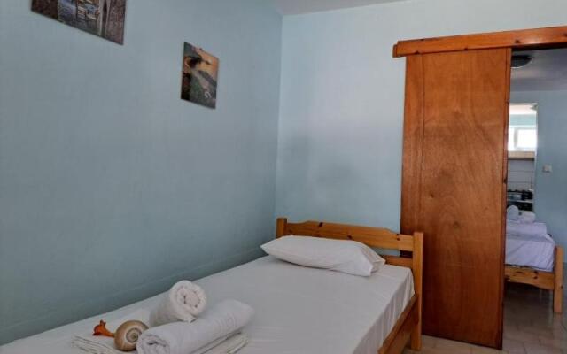 Dimitra's Family Apartments 3