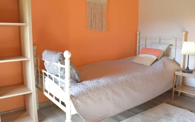 Holiday Home in Hastiere Near Adventure Park - фото 5