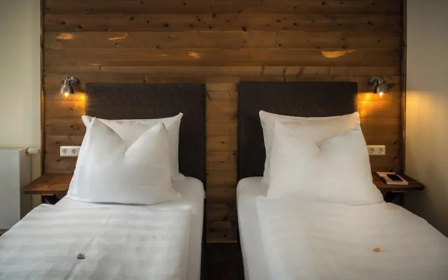 Bodetaler Basecamp Lodge