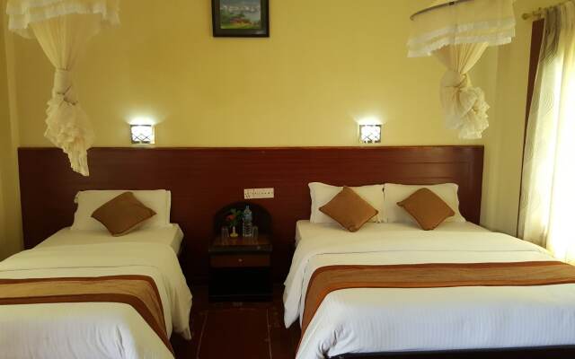Chitwan Village Resort