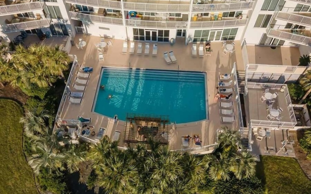 Terrace at Pelican Beach 0603 2 Bedroom Condo by Pelican Beach Management