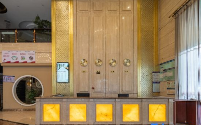Victoria Hotel (Dongyang Geshan Road Light Rail Station)