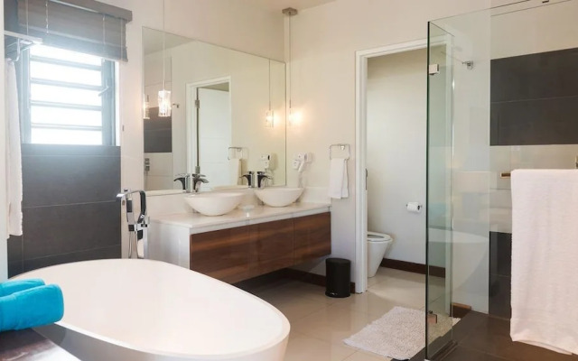 Leora Beach By Horizon Holidays