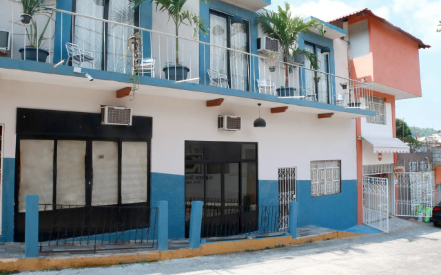 OYO Hotel Maria Otilia Falla