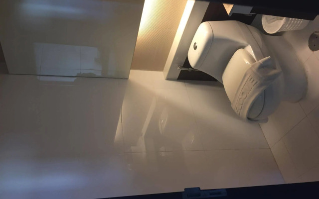 iCheck inn Residences Patong