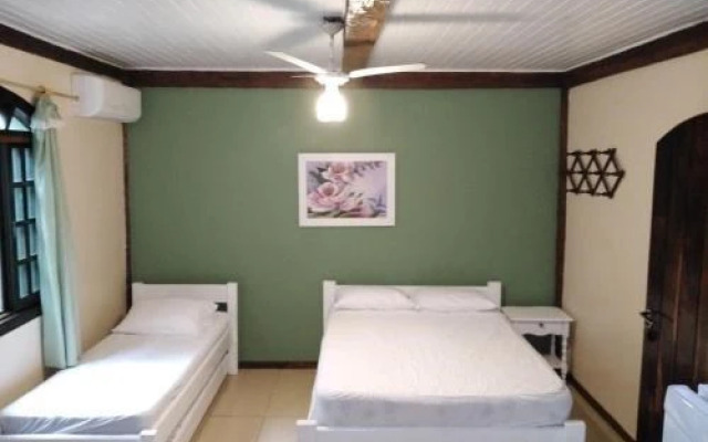 Pousada Praia da Baleia