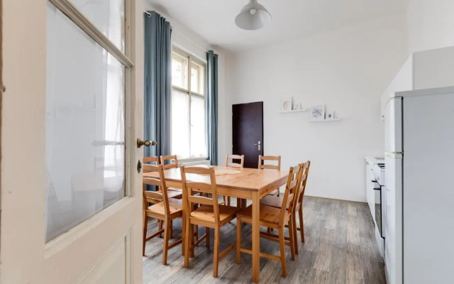 Residence Tesnov Apartment