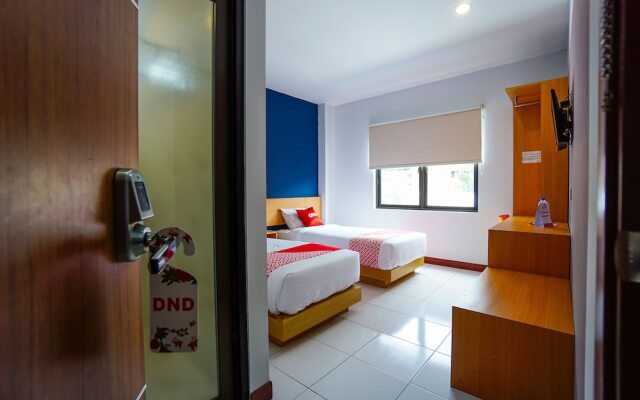 OYO 2515 D'karombasan Hotel