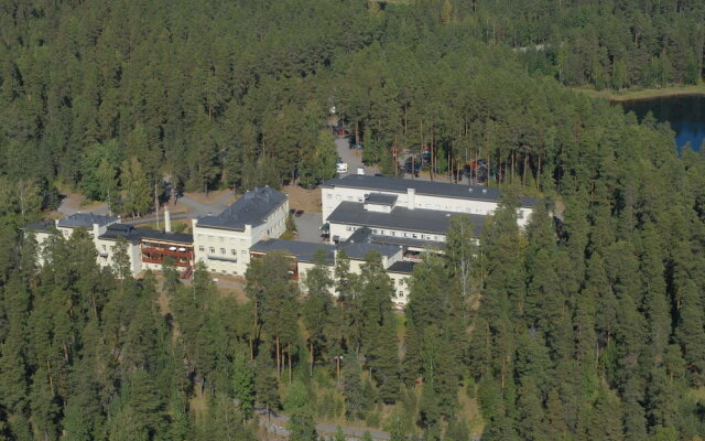 Kruunupuisto Hotel