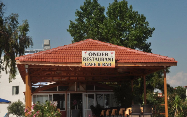Onder Yildiz Hotel
