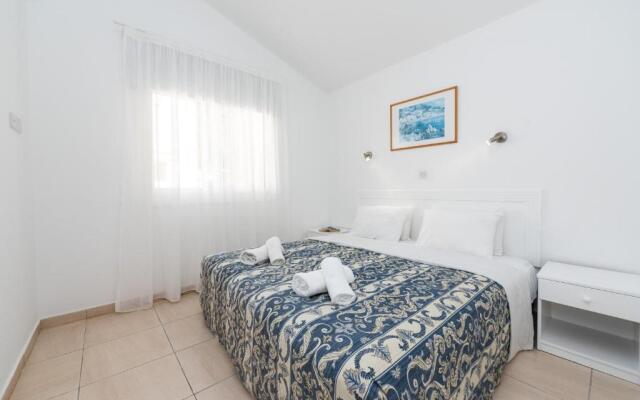 Fig Tree Z Holiday Villas