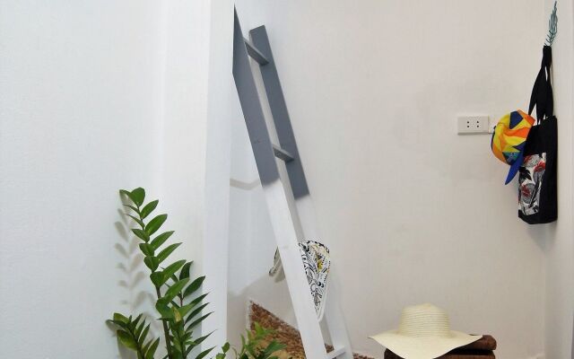 HoLo Fairy House Saigon Serviced HomeStay