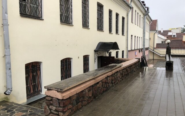 hotelImage