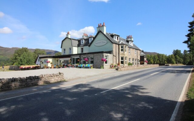 Rowan Tree Country Hotel