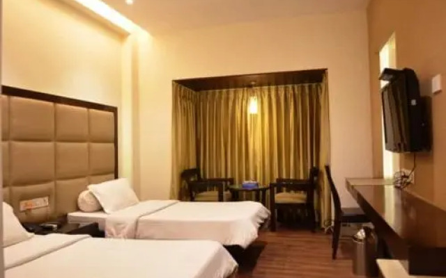 Hotel Vipul Grand