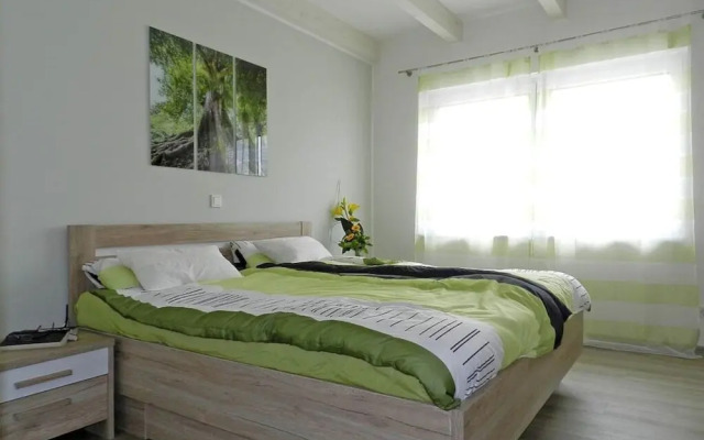 Holiday Apartment Deck Boat