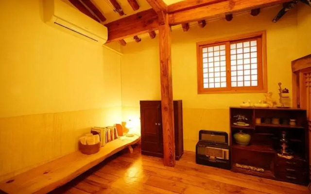 Jiudang Hanok Private Pension Jeonju Hanok Village