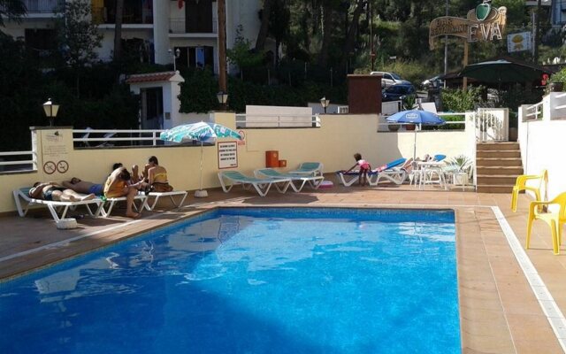 Eva Aparthotel