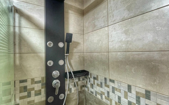 Rum Oasis Luxury Camp