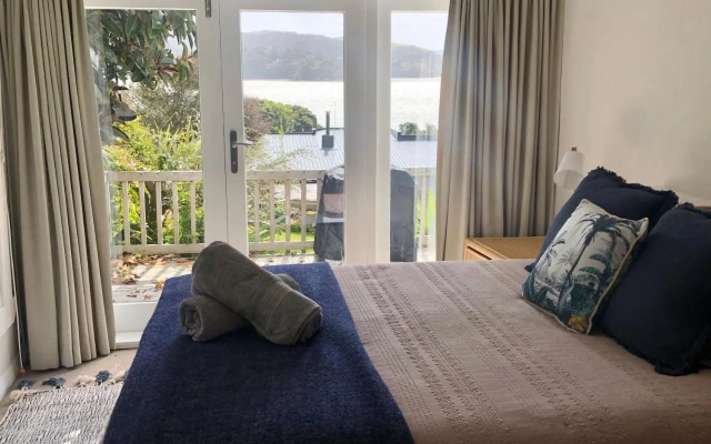 Tawatahi Cottage