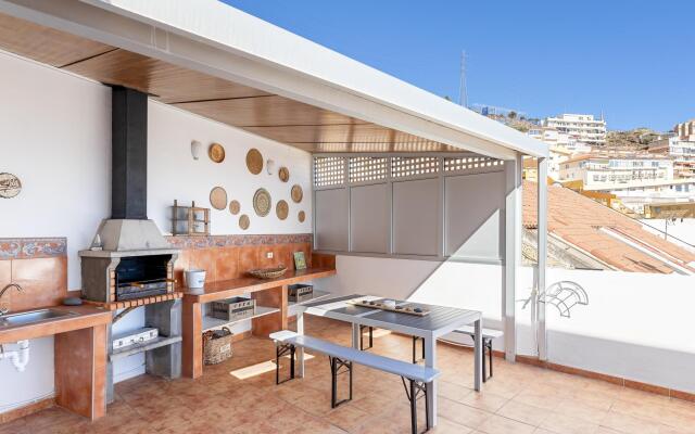 Boutique loft with BBQ terrace and ocean views