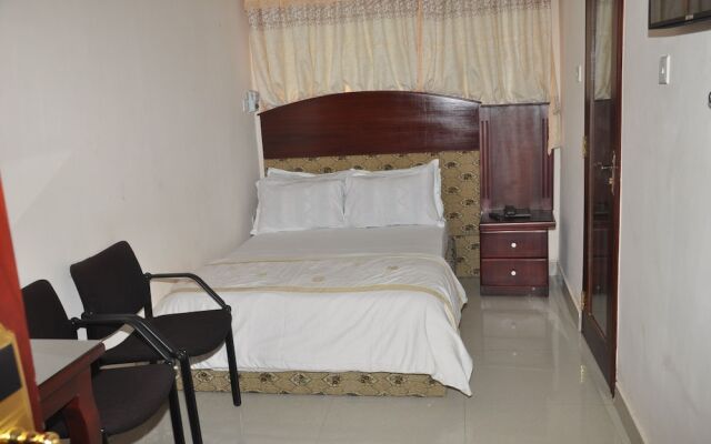 Nana Nkrumah Hotel