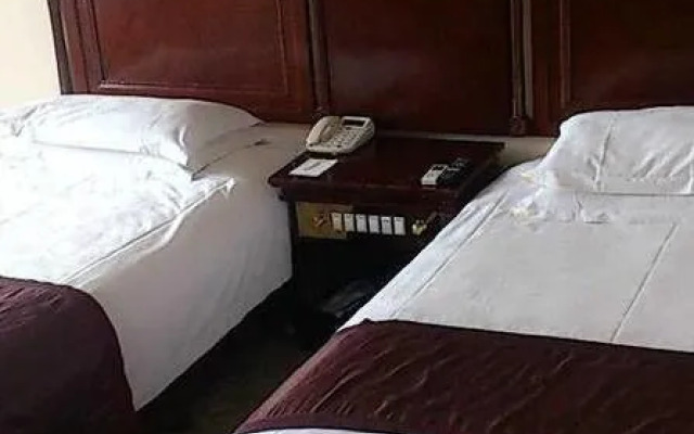 Luoyang Dahao Heshan Hotel