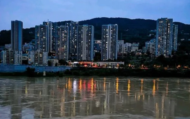 Qiangxing Inn