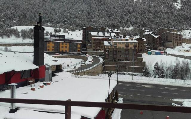 Apartment With 3 Bedrooms In Canillo With Terrace And Wifi