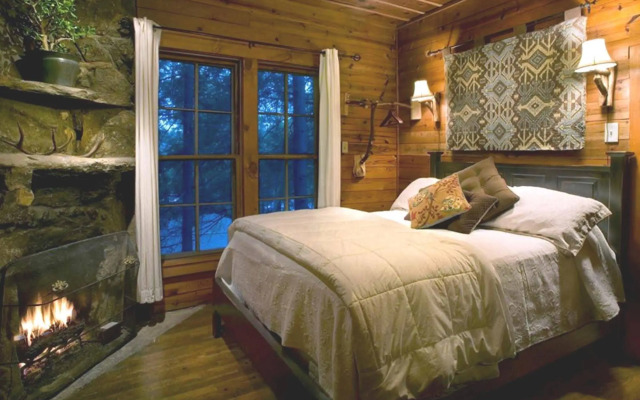 Lake Rabun Hotel & Restaurant