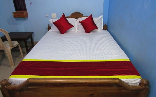 Goroomgo Star Lodge Puri