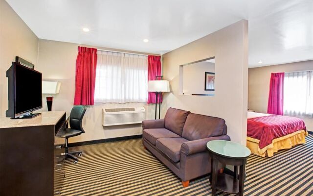 Ramada Marina Del Rey